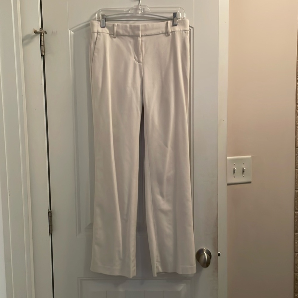 Ann Taylor Devin Fit Winter White Size 2